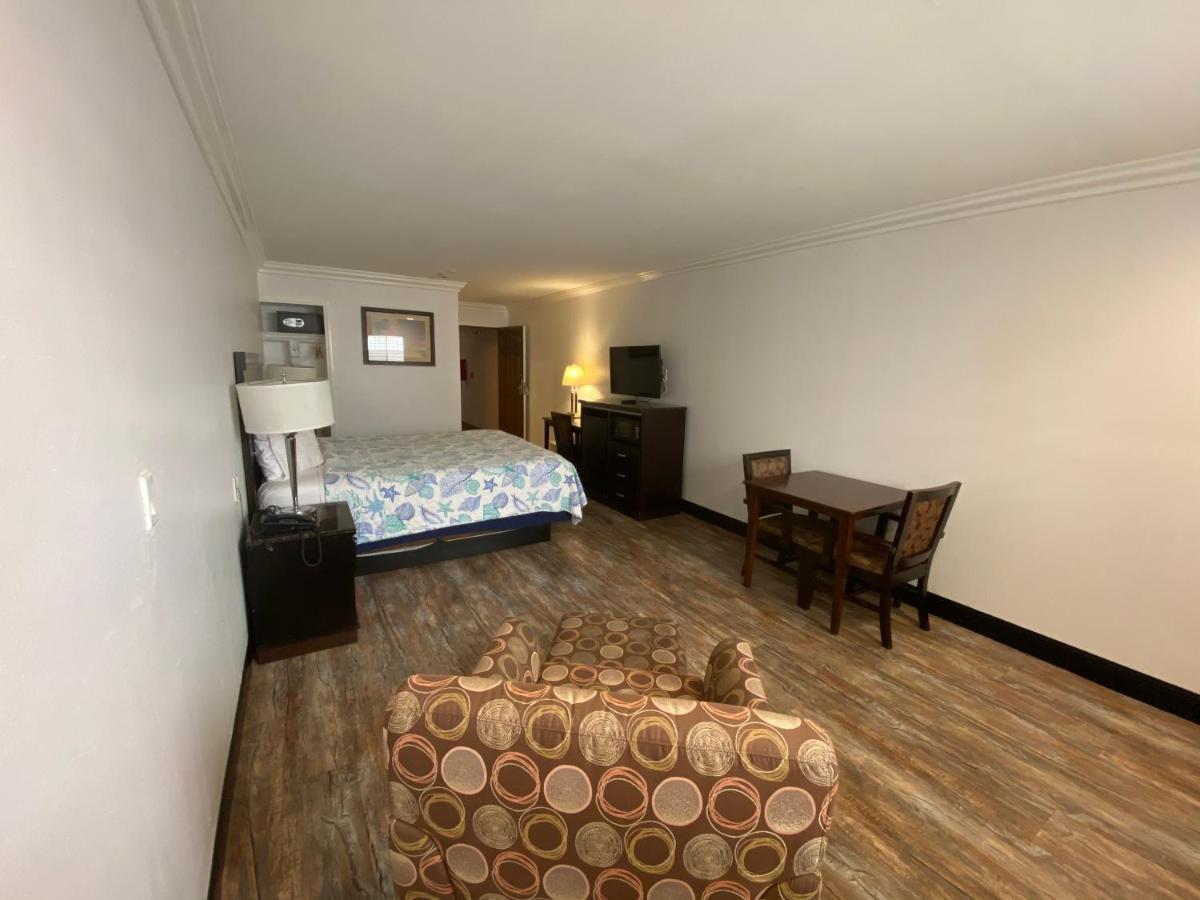 Ocean Surf Inn & Suites 헌팅턴비치 외부 사진