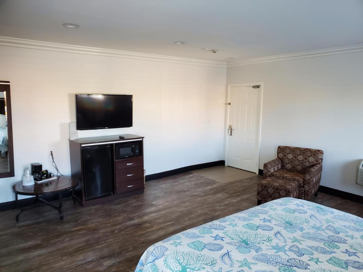 Ocean Surf Inn & Suites 헌팅턴비치 외부 사진