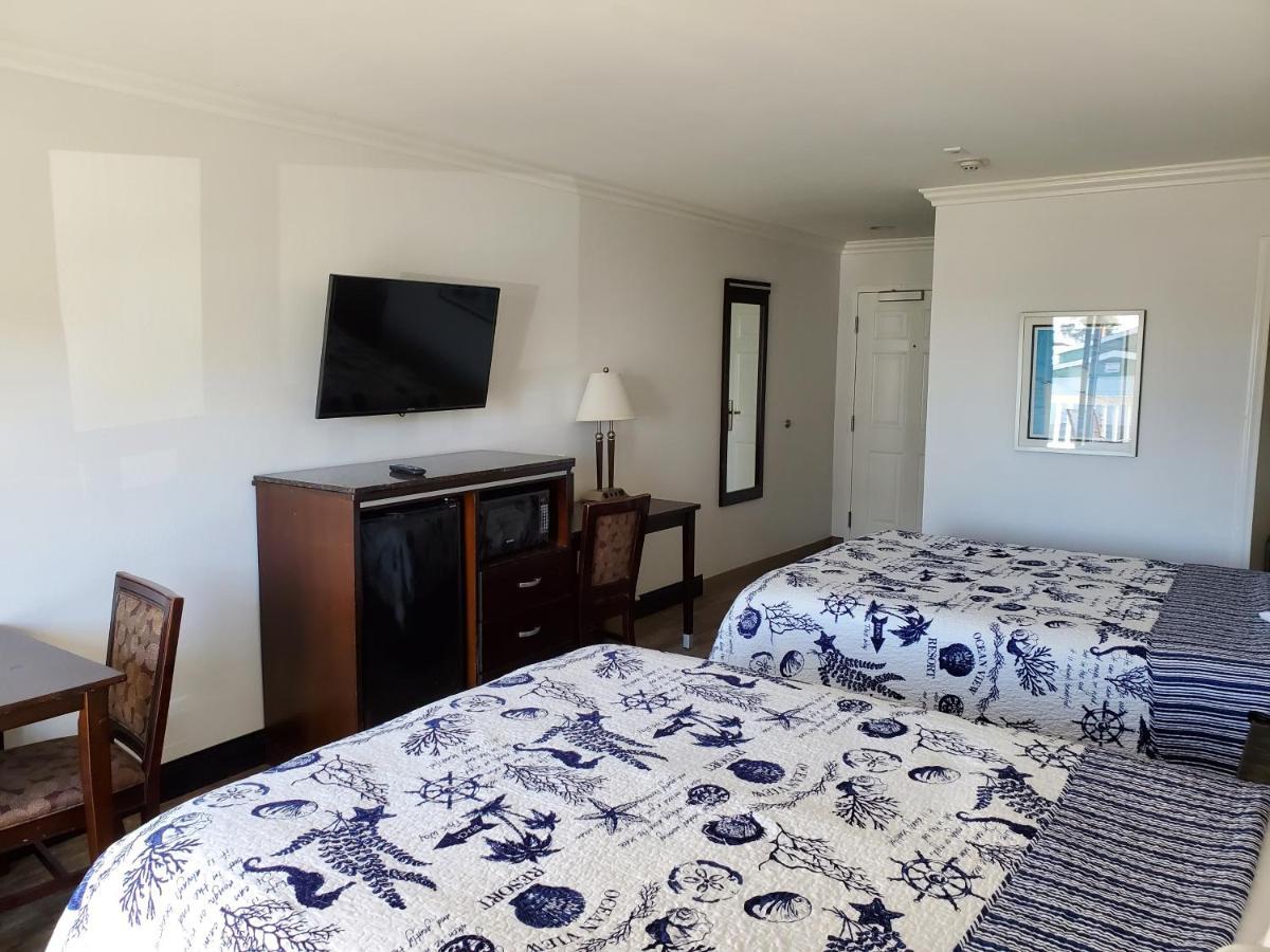 Ocean Surf Inn & Suites 헌팅턴비치 외부 사진